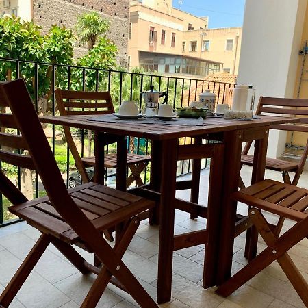 Vittorio Emanuele House Apartment Catania Exterior photo